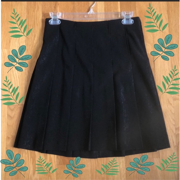 Arden B Dresses & Skirts - 🍾 HOST PICK 🍾 🖊 Arden B Black Schoolgirl Skirt 🖊